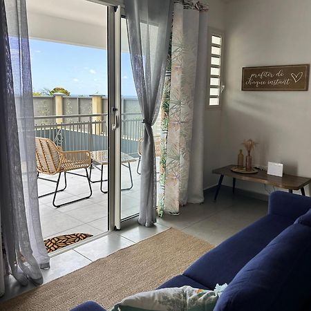 Logement Palmier Sainte-Rose Exterior photo